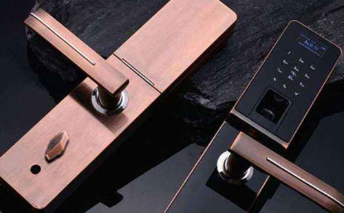 成都汽車專業開鎖電話